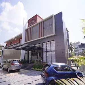 Gokulam Residency Hotel Manjeri